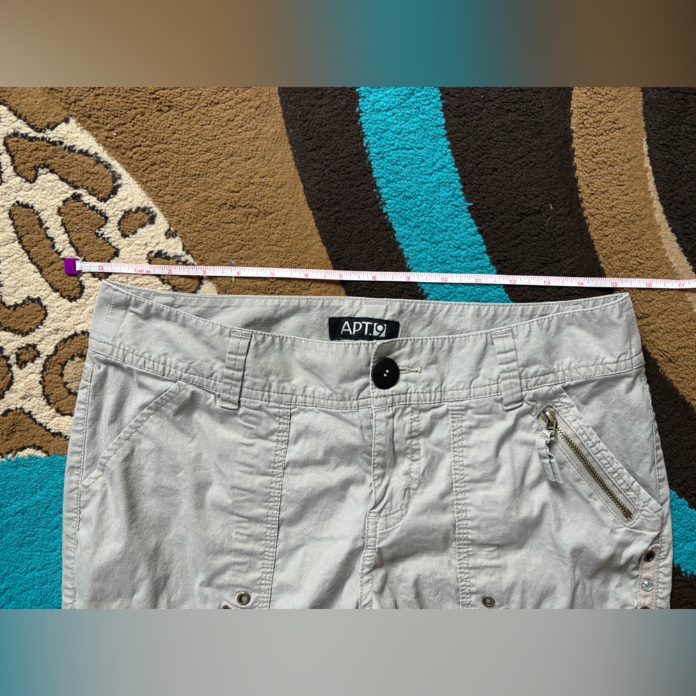 Apt. 9 Light Khaki Cargo Capris - Picture 7 of 11